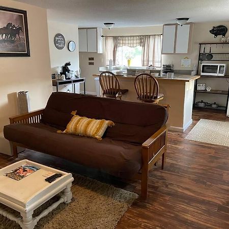 Little Piece Of The Farm Apartment Батън Руж Екстериор снимка