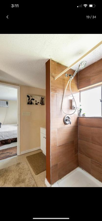Little Piece Of The Farm Apartment Батън Руж Екстериор снимка